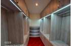 5 Bed Townhouse with En Suite in Lavington - 7