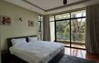 5 Bed Villa with En Suite at Tree Lane - 16