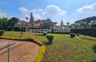 5 Bed House with En Suite in Runda - 4