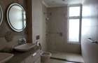 Serviced 2 Bed Apartment with En Suite in Parklands - 10