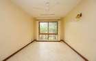 3 Bed Apartment with En Suite at Links Road - 10