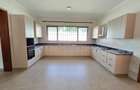 6 Bed House with En Suite in Loresho - 3