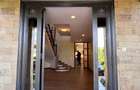 5 Bed Villa with En Suite in Runda - 3