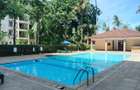 Serviced 2 Bed Apartment with En Suite at Greenwood Drive - 1