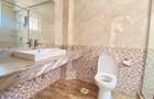 4 Bed Apartment with En Suite at Parklands - 5