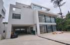 6 Bed Villa with En Suite in Lavington - 7