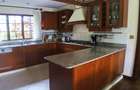 3 Bed House with En Suite in Ridgeways - 19