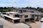 5 Bed House with En Suite in Kyuna - 1