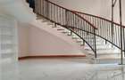 4 Bed House with En Suite in Rosslyn - 11