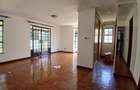 5 Bed Townhouse with En Suite at Lavington Green - 19