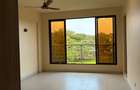 4 Bed Apartment with En Suite at Moyne Drive - 3