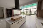 5 Bed Townhouse with En Suite in Lavington - 8