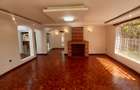 5 Bed House with En Suite in Runda - 13