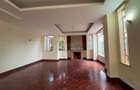 5 Bed Townhouse with En Suite in Kitisuru - 2