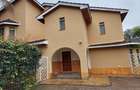 4 Bed Townhouse with En Suite at Lavington Road - 5
