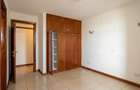 3 Bed Apartment with En Suite at Brookside Estate - 8