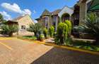5 Bed Townhouse with En Suite at Runda Park - 1
