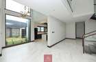 6 Bed Villa with En Suite at Nyari - 6