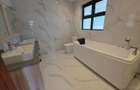 6 Bed House with En Suite in Runda - 12