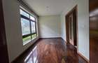 5 Bed Townhouse with En Suite in Lavington - 4