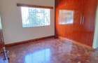 4 Bed Villa with En Suite at Rossylin Lone Tree - 6