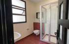 5 Bed Townhouse with En Suite in Karen - 10