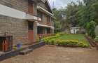 Commercial Property with Service Charge Included at Near The Un - 12