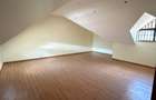 5 Bed Townhouse with En Suite in Lavington - 11