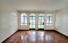 5 Bed Townhouse with En Suite at Riverside Garden - 16