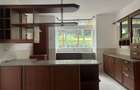 5 Bed Townhouse with En Suite in Rosslyn - 8