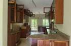 5 Bed Townhouse with En Suite in Rosslyn - 14