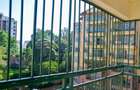 3 Bed Apartment with En Suite at Hatheru Road - 10