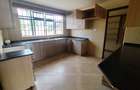 3 Bed Apartment with Swimming Pool in Kilimani - 19