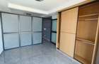 1 Bed Apartment with Gym in Kilimani - 3