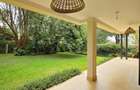 5 Bed Townhouse with En Suite at Lavington - 5