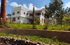 5 Bed Villa with En Suite in Runda - 1