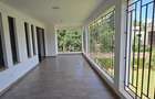 6 Bed House with En Suite at Lavington Green - 18