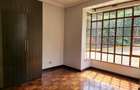 5 Bed Townhouse with En Suite in Rosslyn - 15