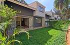 4 Bed Townhouse with En Suite in Westlands Area - 1