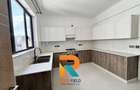 3 Bed Apartment with En Suite in Brookside - 8