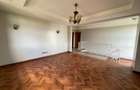 4 Bed Apartment with En Suite in Riverside - 10