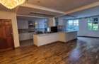 5 Bed Townhouse with En Suite in Runda - 10