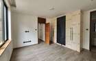 5 Bed Villa with En Suite in Lavington - 13