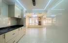 5 Bed Townhouse with En Suite at Mugutha - 9