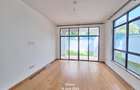 5 Bed Townhouse with En Suite at Convent Drive - 16