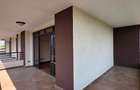 3 Bed Apartment with En Suite in Riverside - 16