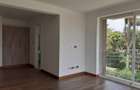 4 Bed Townhouse with En Suite in Lavington - 19