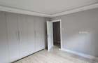 3 Bed Apartment with En Suite in Lavington - 9