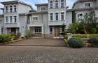 5 Bed Townhouse with En Suite in Lavington - 1