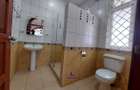 5 Bed Villa with En Suite at Lone Tree - 16